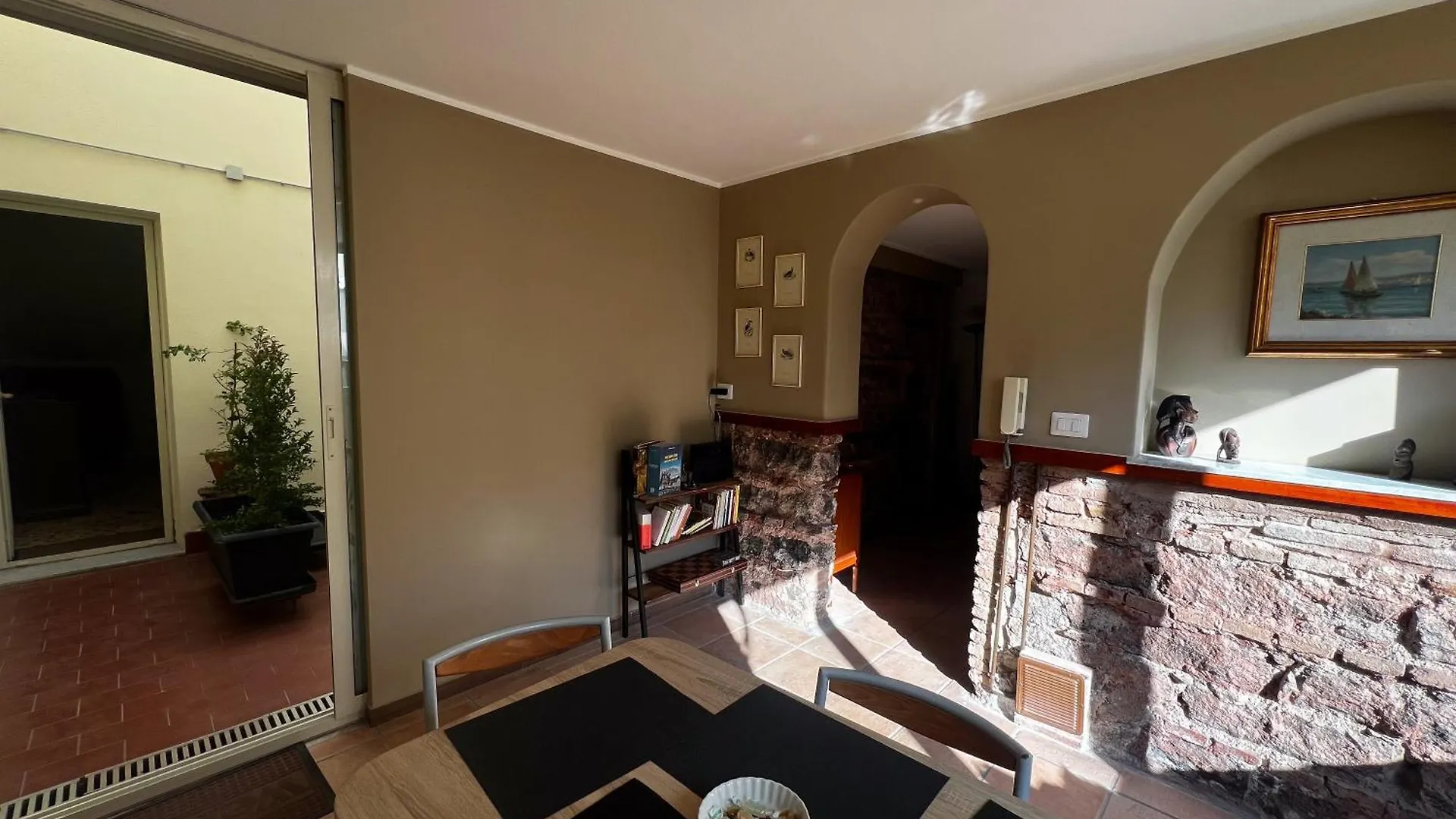 Homestay Home Rising Sun - Rooms With Private Bathrooms Catania Italy